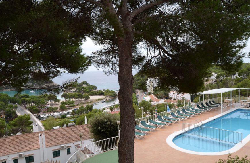 Piscina con vistas en Menorca Bonavista